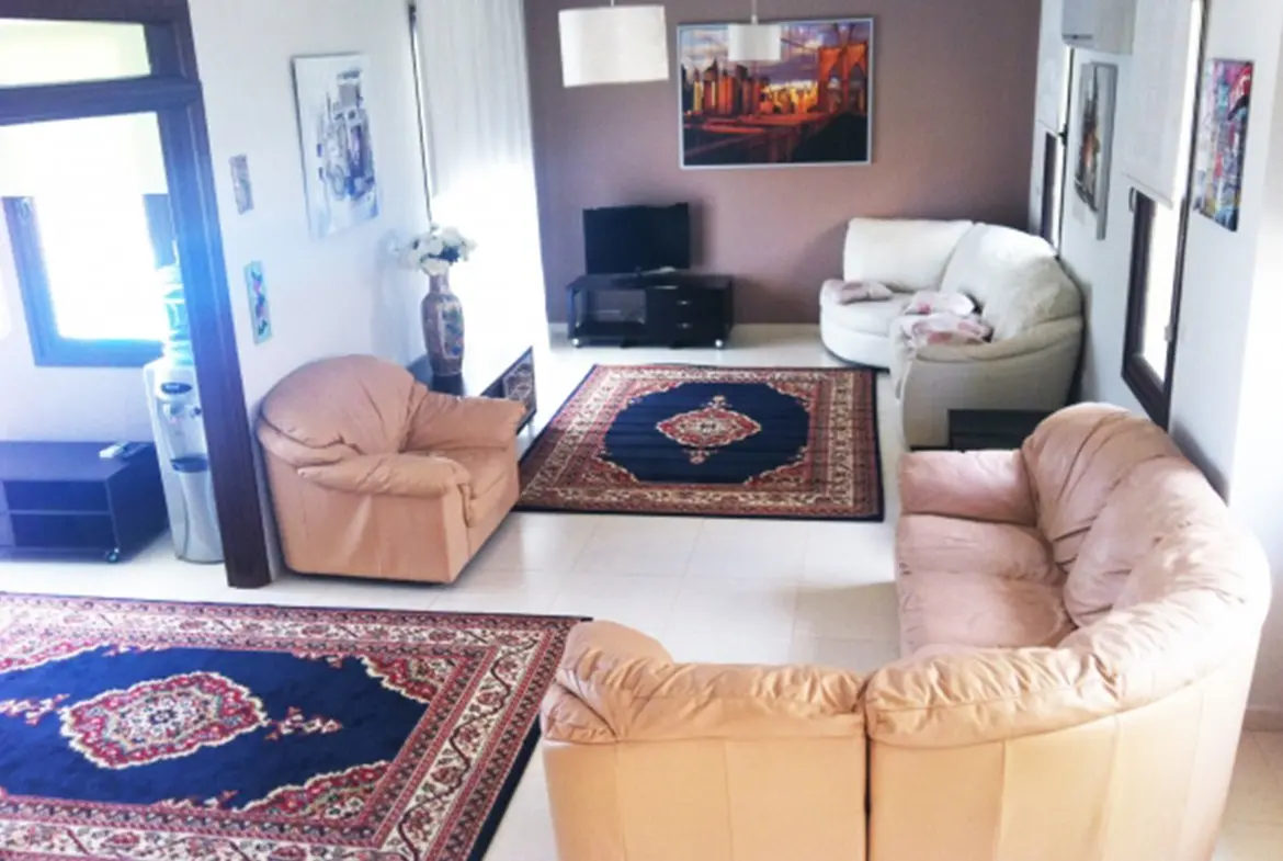 three bed house for sale in Pervolia (1) Nice three bed house for sale in Pervolia Larnaca