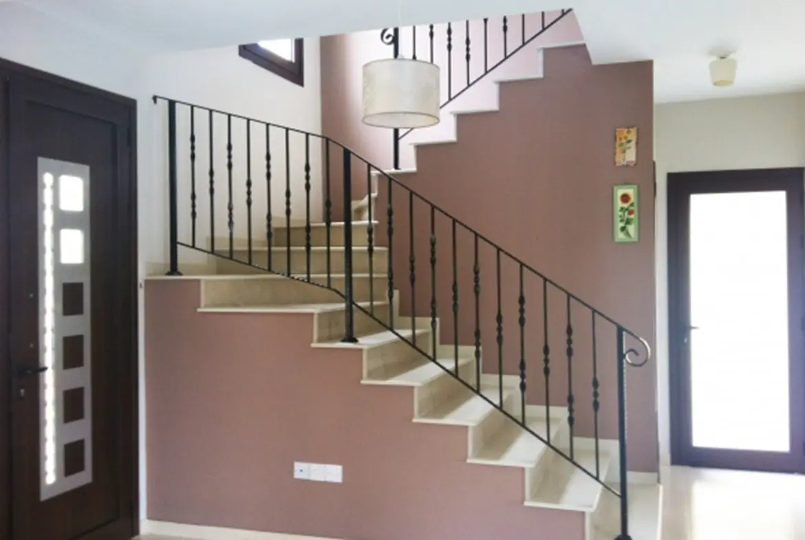 three bed house for sale in Pervolia (13)