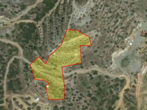 Agricultural land for sale in Lageia