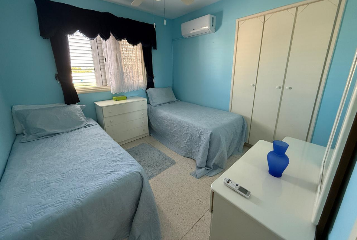 APARTMENT PERVOLIA 3