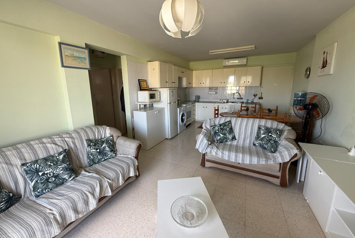 APARTMENT PERVOLIA 7
