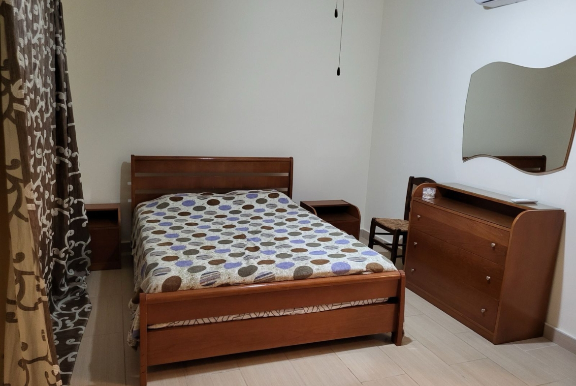 FLAT FOR RENT PERVOLIA 5