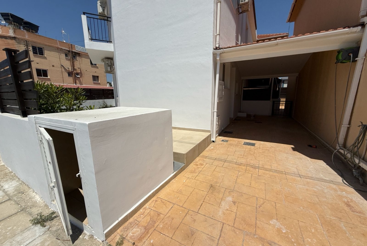 FLAT PERVOLIA (1)
